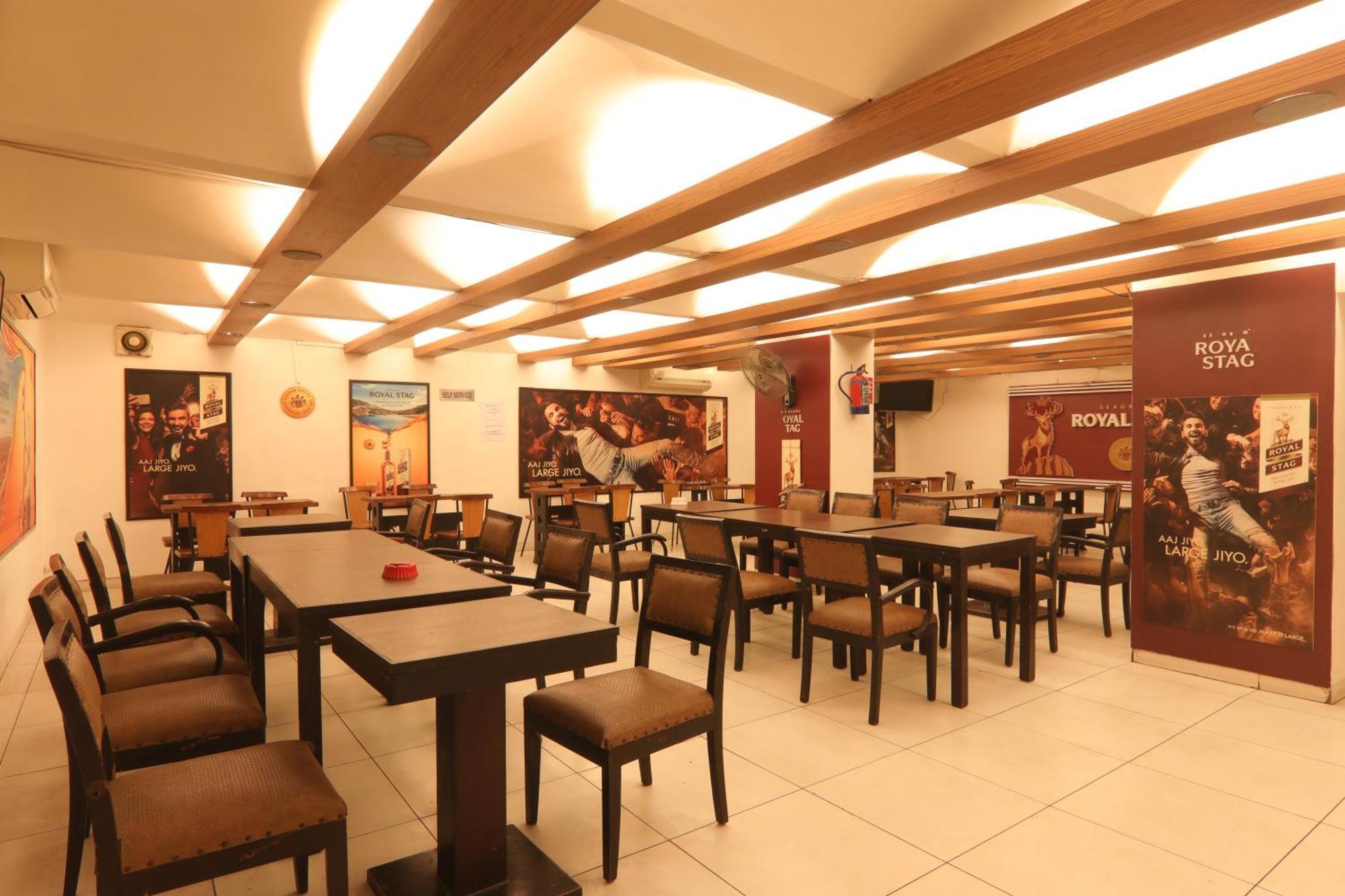 Hotel Mohan Lucknow Extérieur photo
